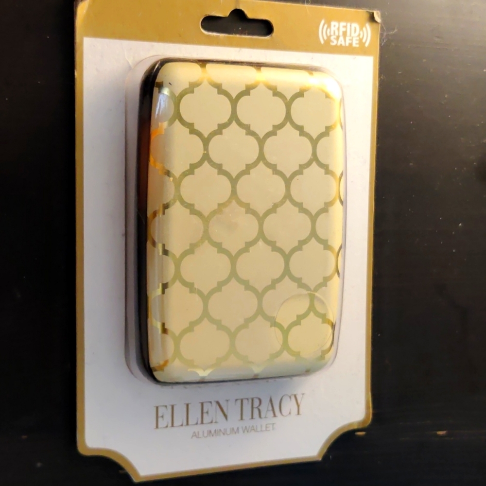 Ellen Tracy Aluminum Wallet